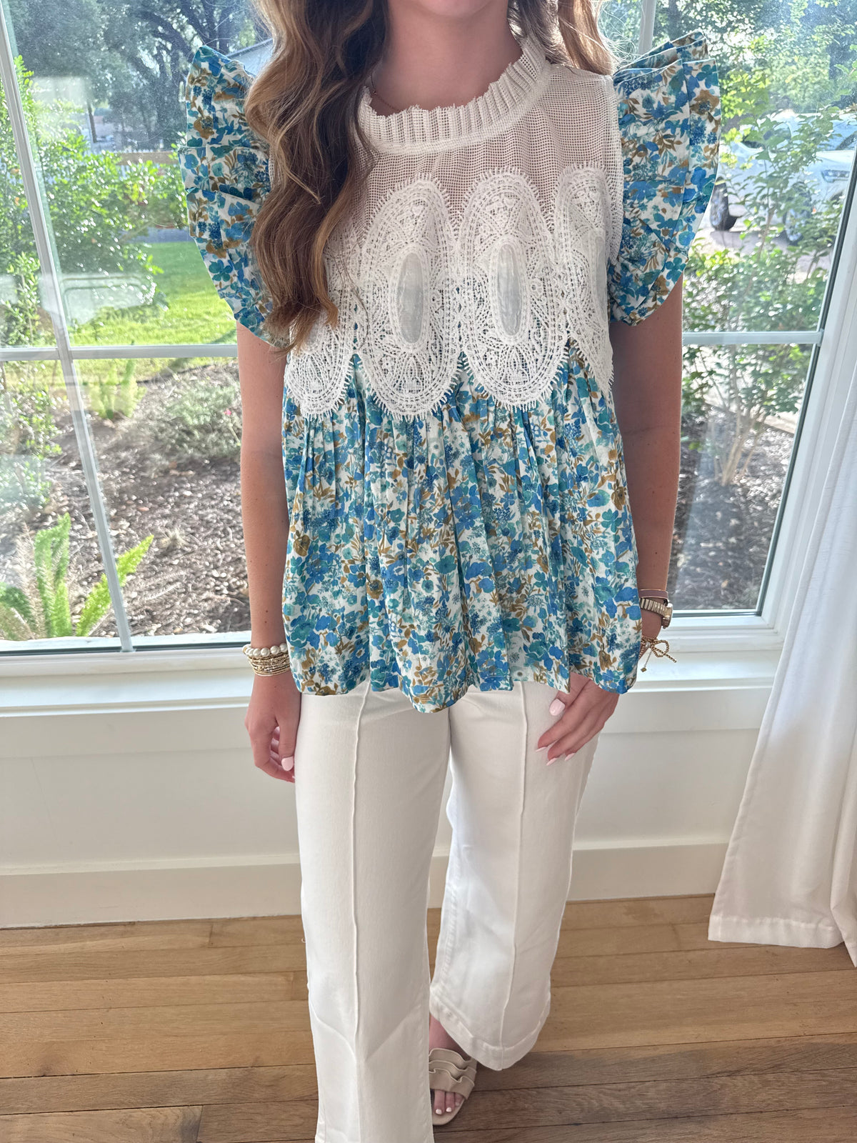 Seaside Bloom Top - White/Blue Mix